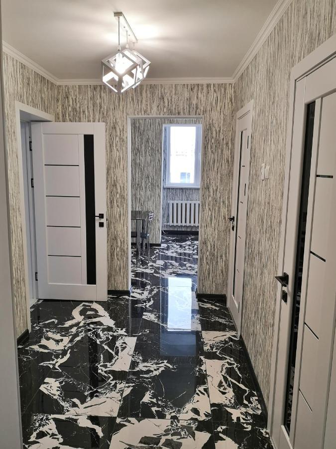 Black And White Apartment Chisinau Exterior foto