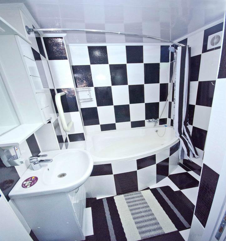 Black And White Apartment Chisinau Exterior foto